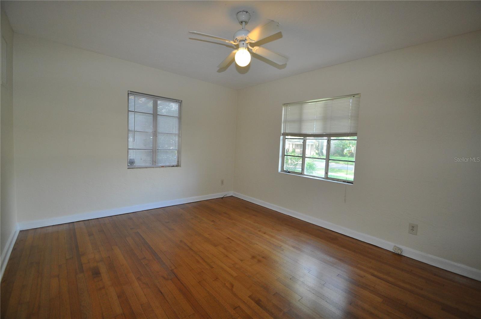 Image 6 of 9 For 519 Vern Drive