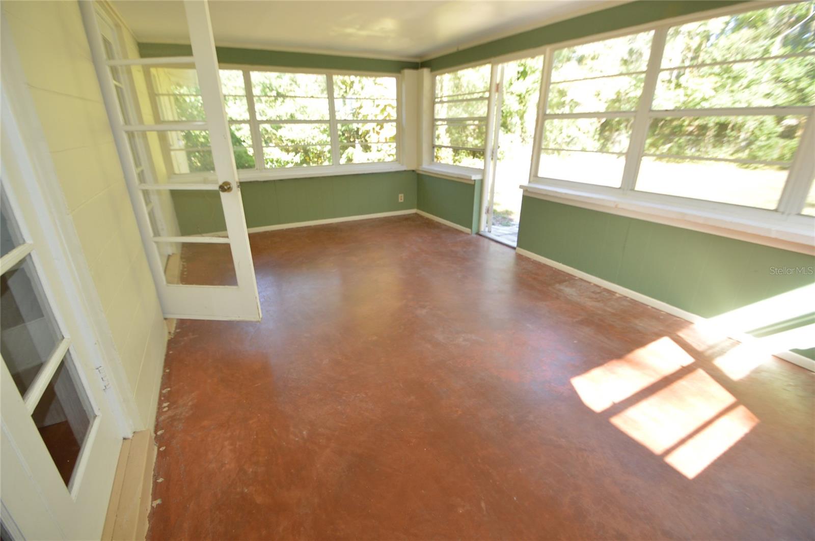 Image 9 of 9 For 519 Vern Drive