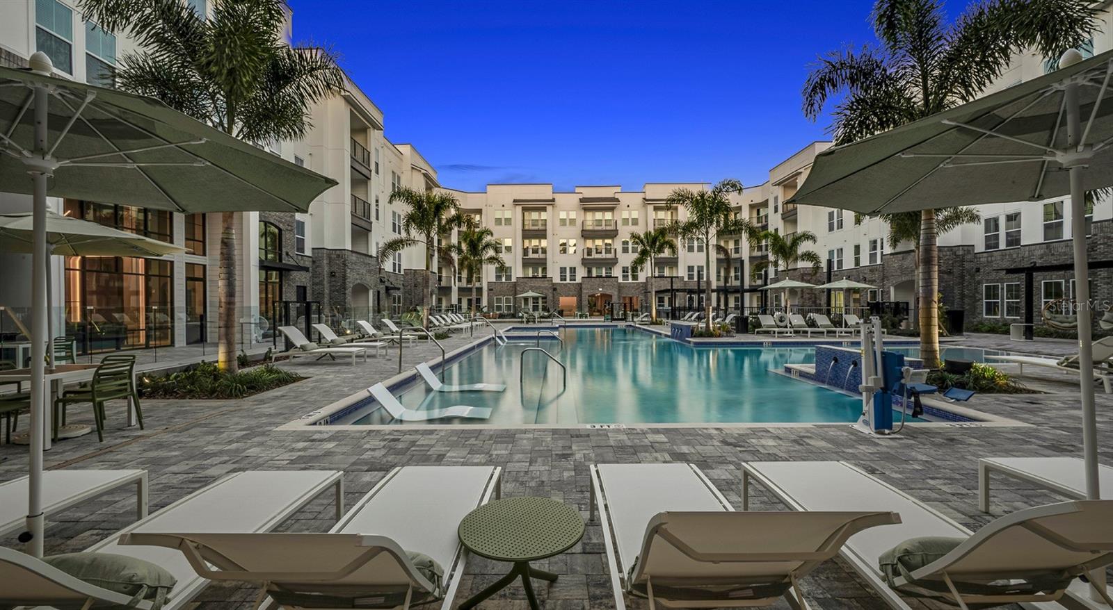 Listing photo id 25 for 700 Aultman Street Kowtown