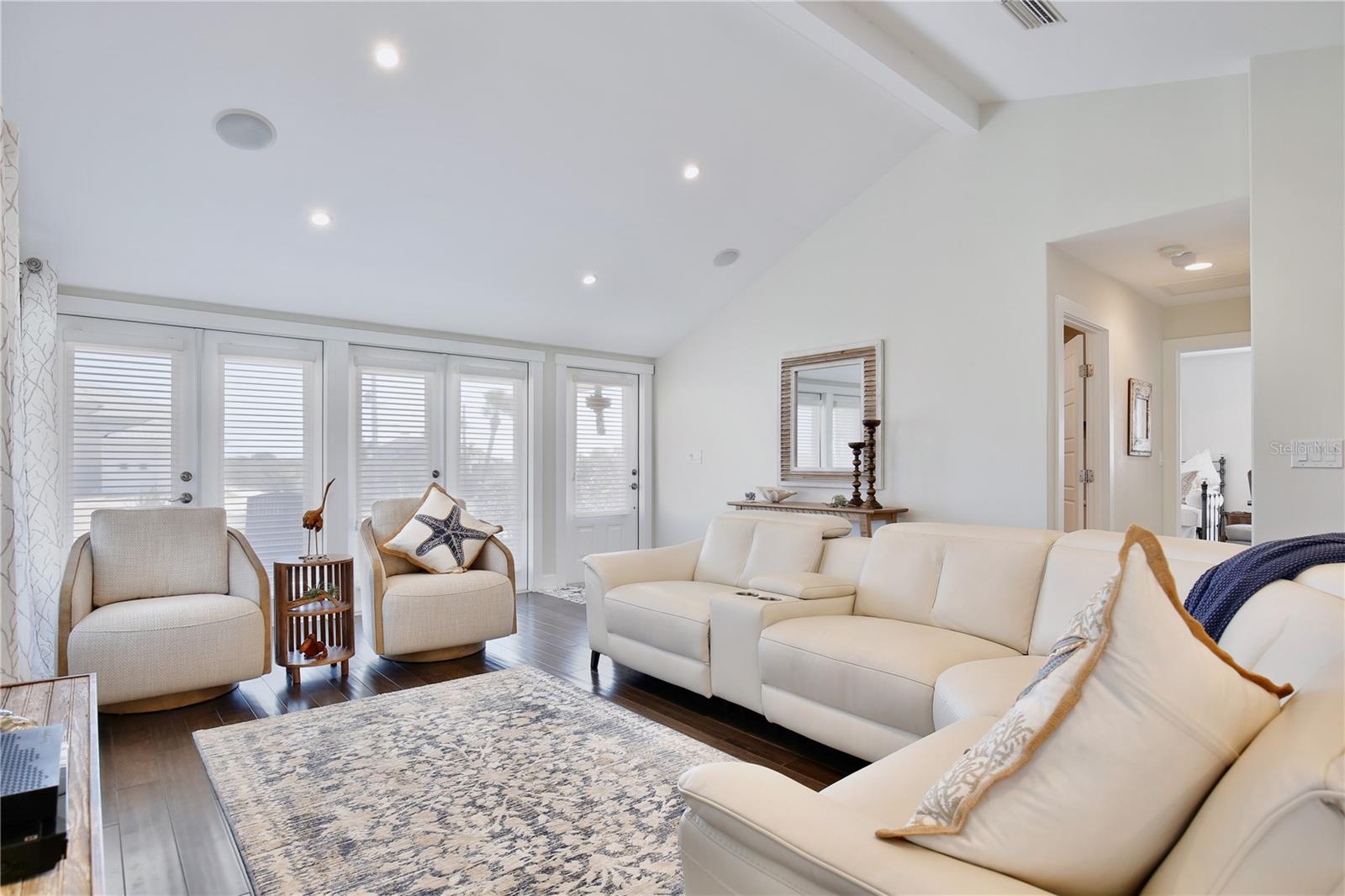 Image 15 of 96 For 210 Riverside Drive