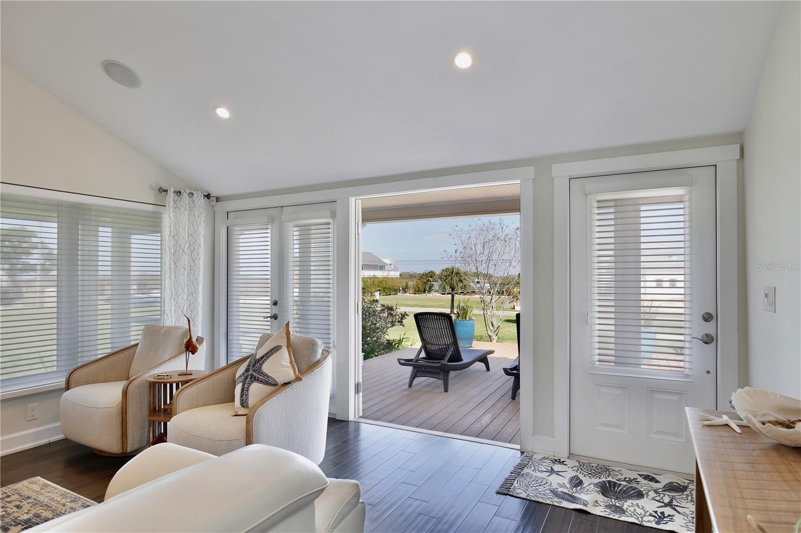 Image 17 of 96 For 210 Riverside Drive