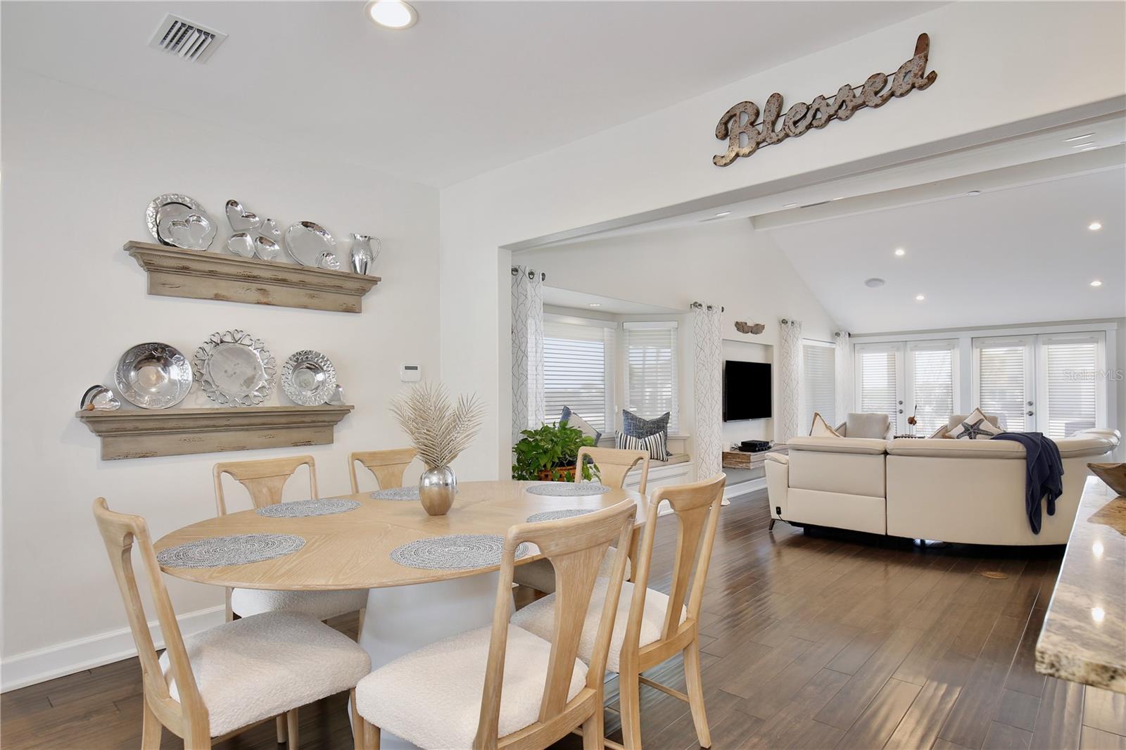 Image 20 of 96 For 210 Riverside Drive