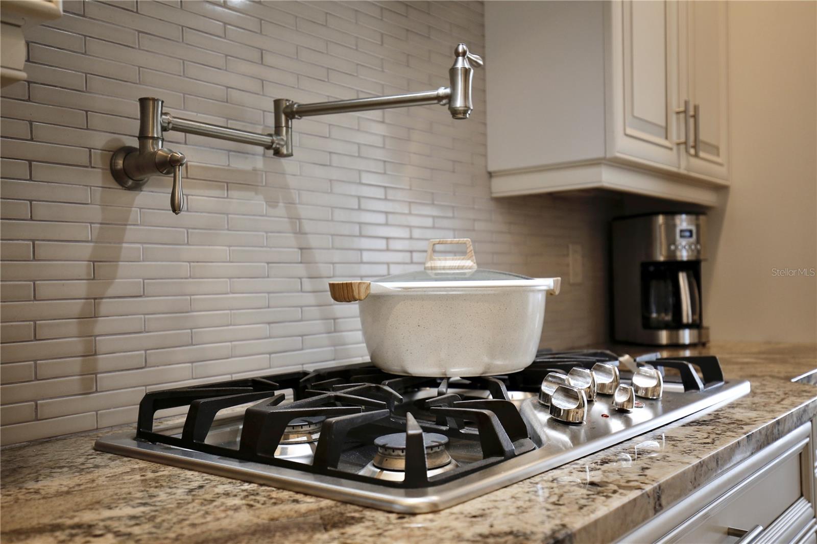 Image 28 of 96 For 210 Riverside Drive