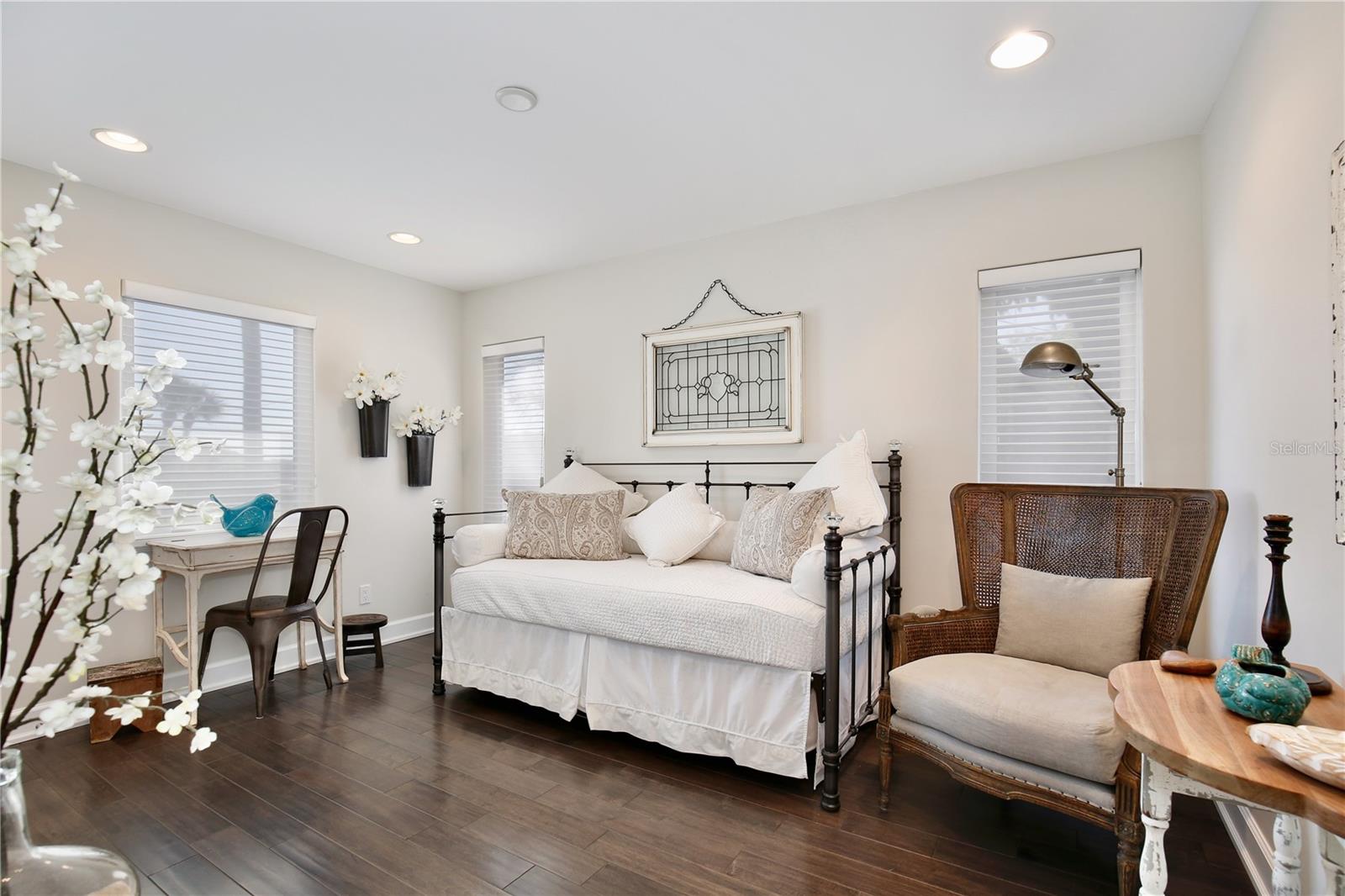 Image 42 of 96 For 210 Riverside Drive