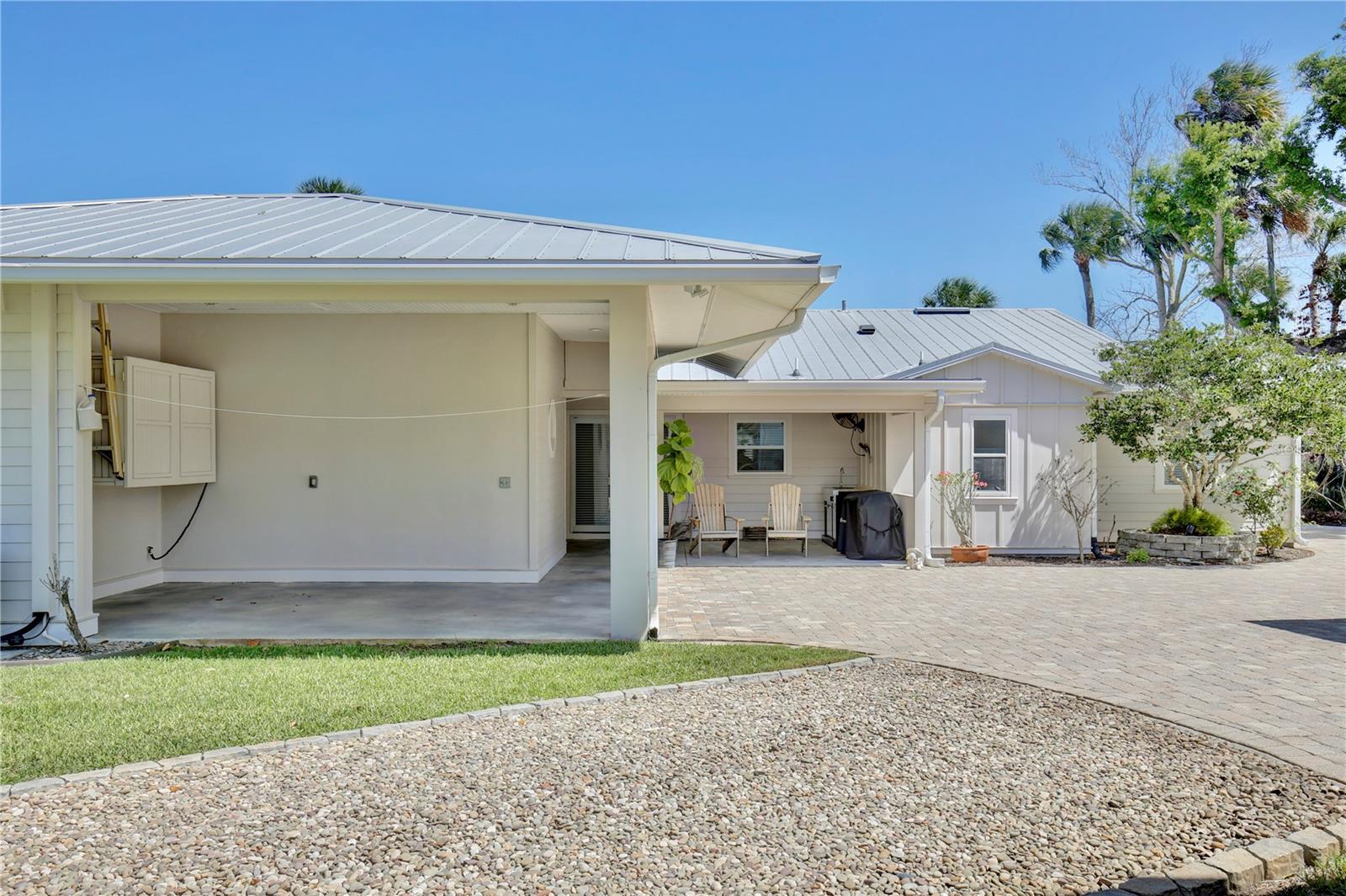 Image 58 of 96 For 210 Riverside Drive