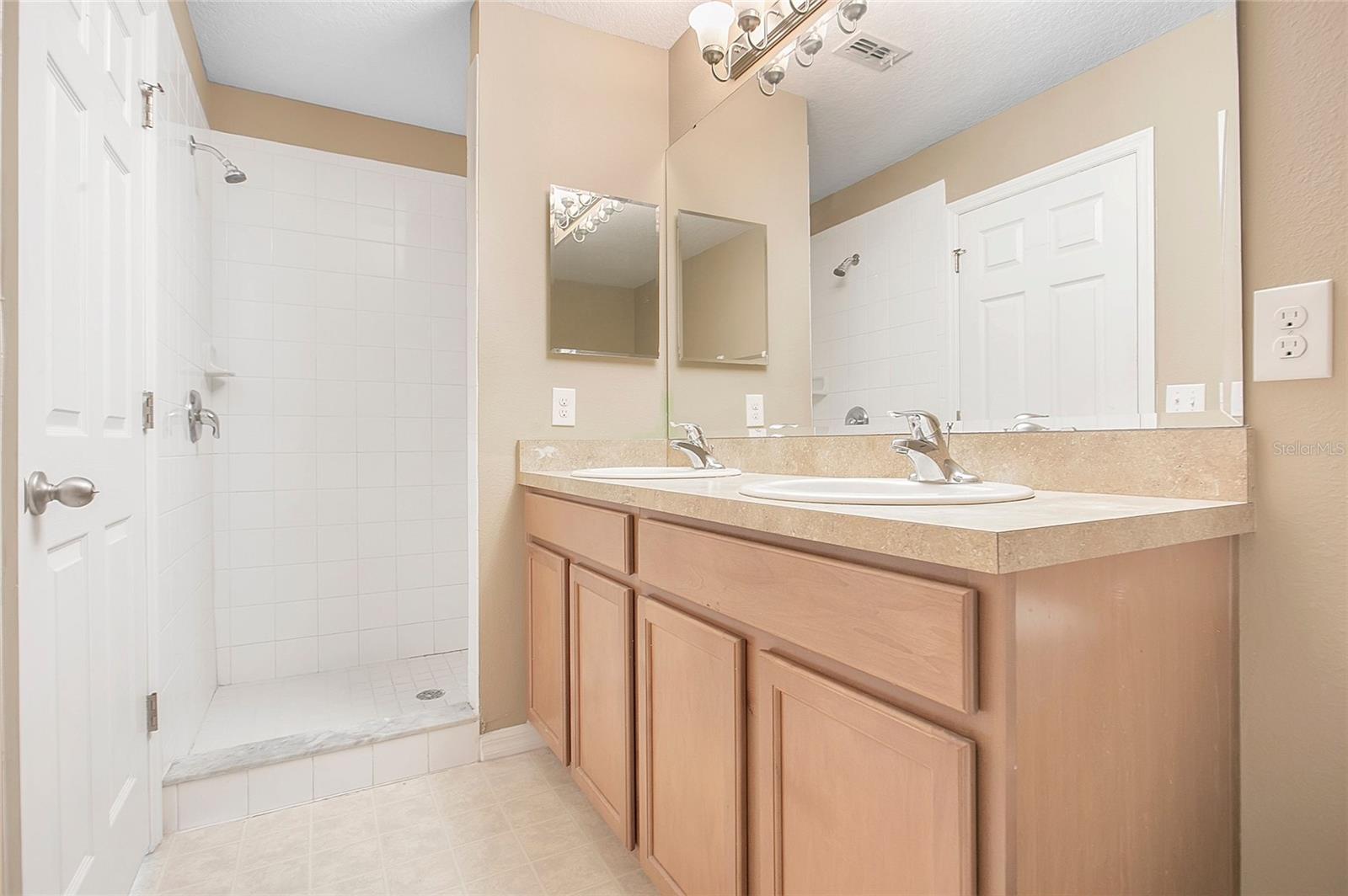 Image 20 of 32 For 1637 Orrington Payne Place