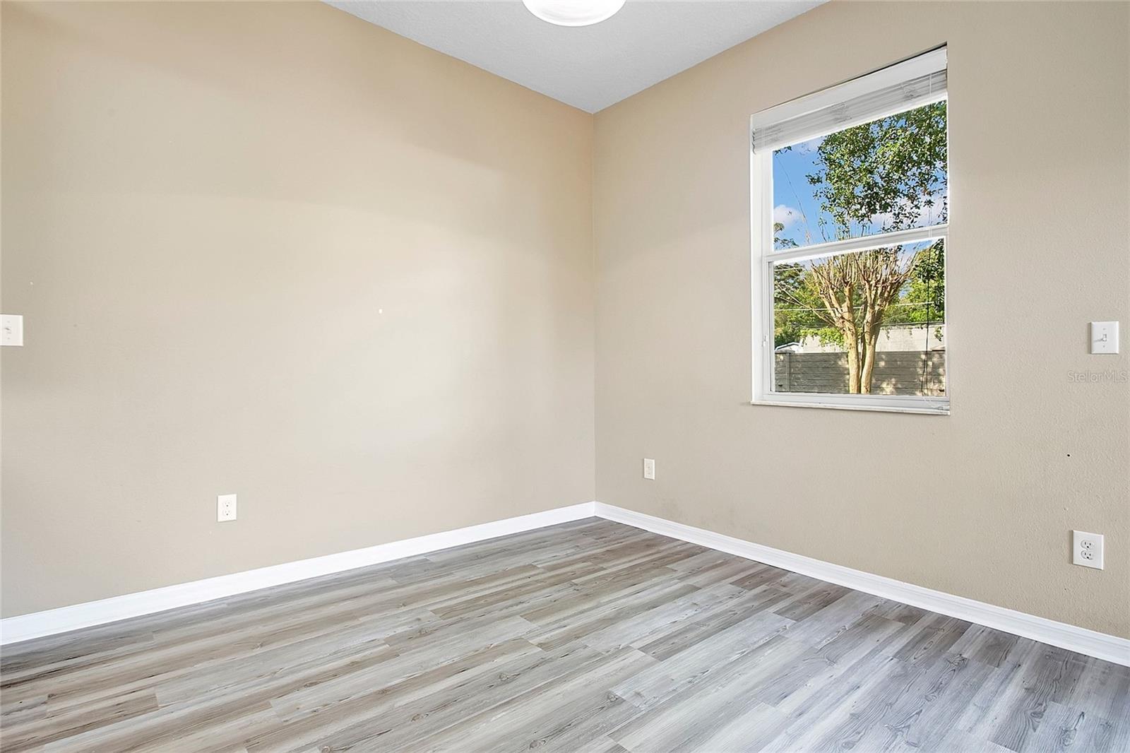 Image 9 of 32 For 1637 Orrington Payne Place