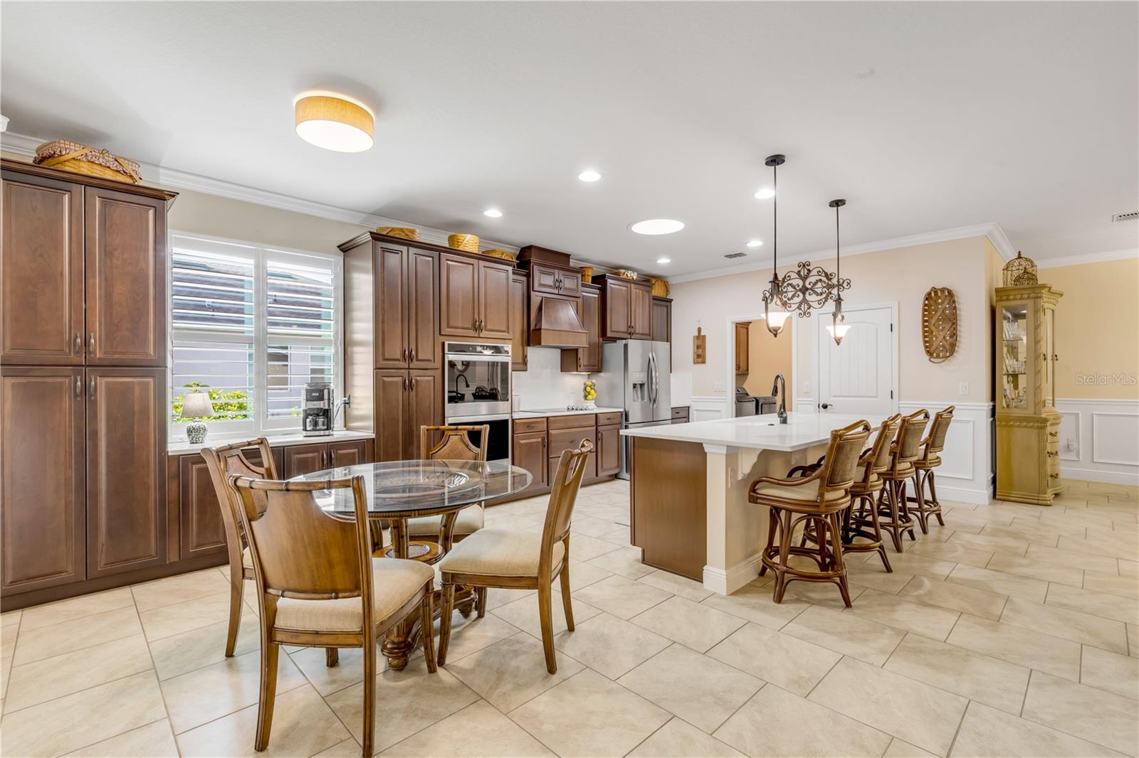 Image 13 of 47 For 475 River Square Lane