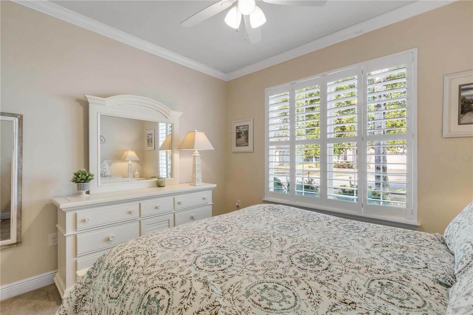 Image 31 of 47 For 475 River Square Lane