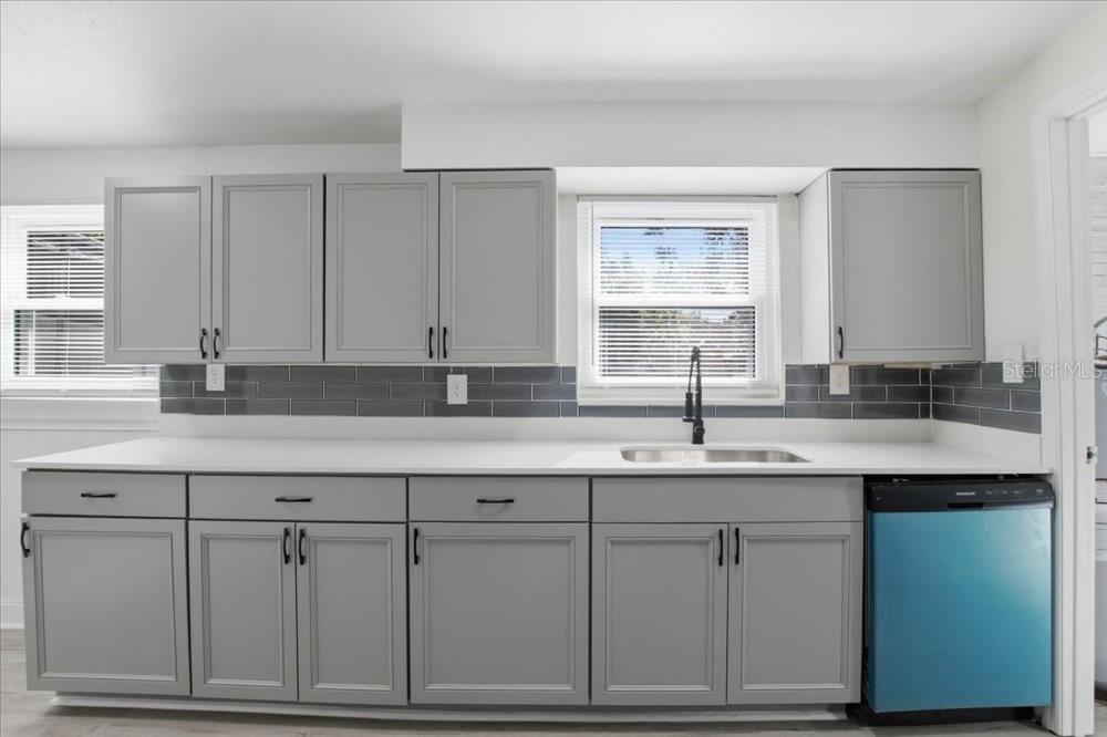 Image 10 of 26 For 3014 Pinedale Avenue