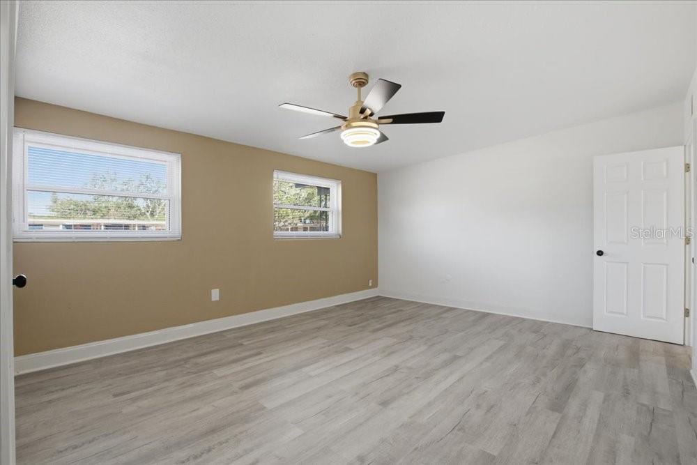 Image 15 of 26 For 3014 Pinedale Avenue