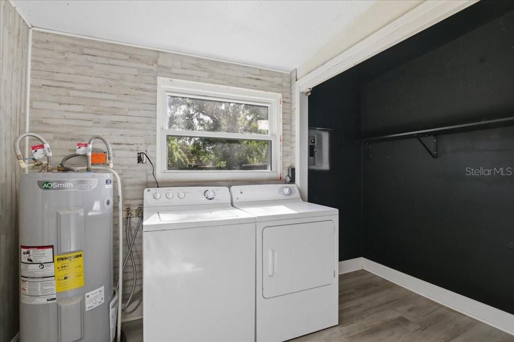 Image 20 of 26 For 3014 Pinedale Avenue