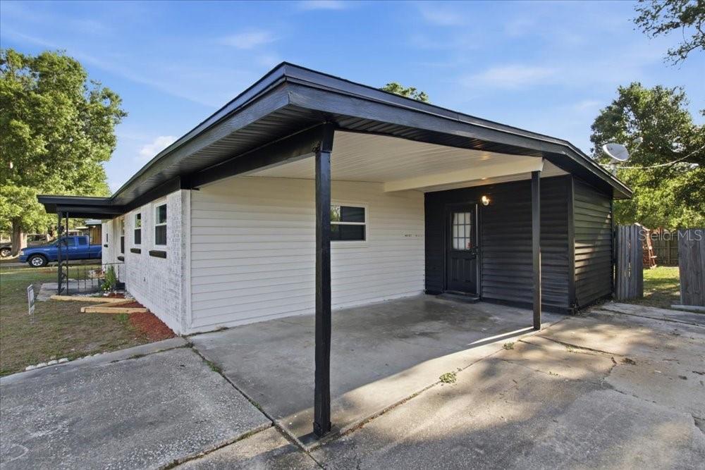 Image 3 of 26 For 3014 Pinedale Avenue