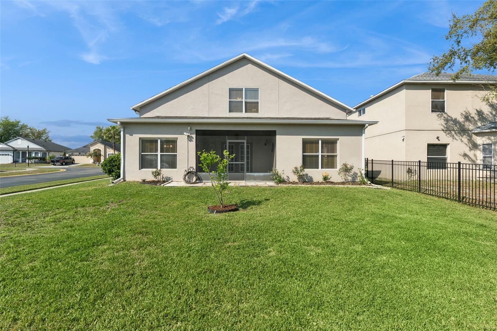 Image 27 of 35 For 4715 Aguila Place