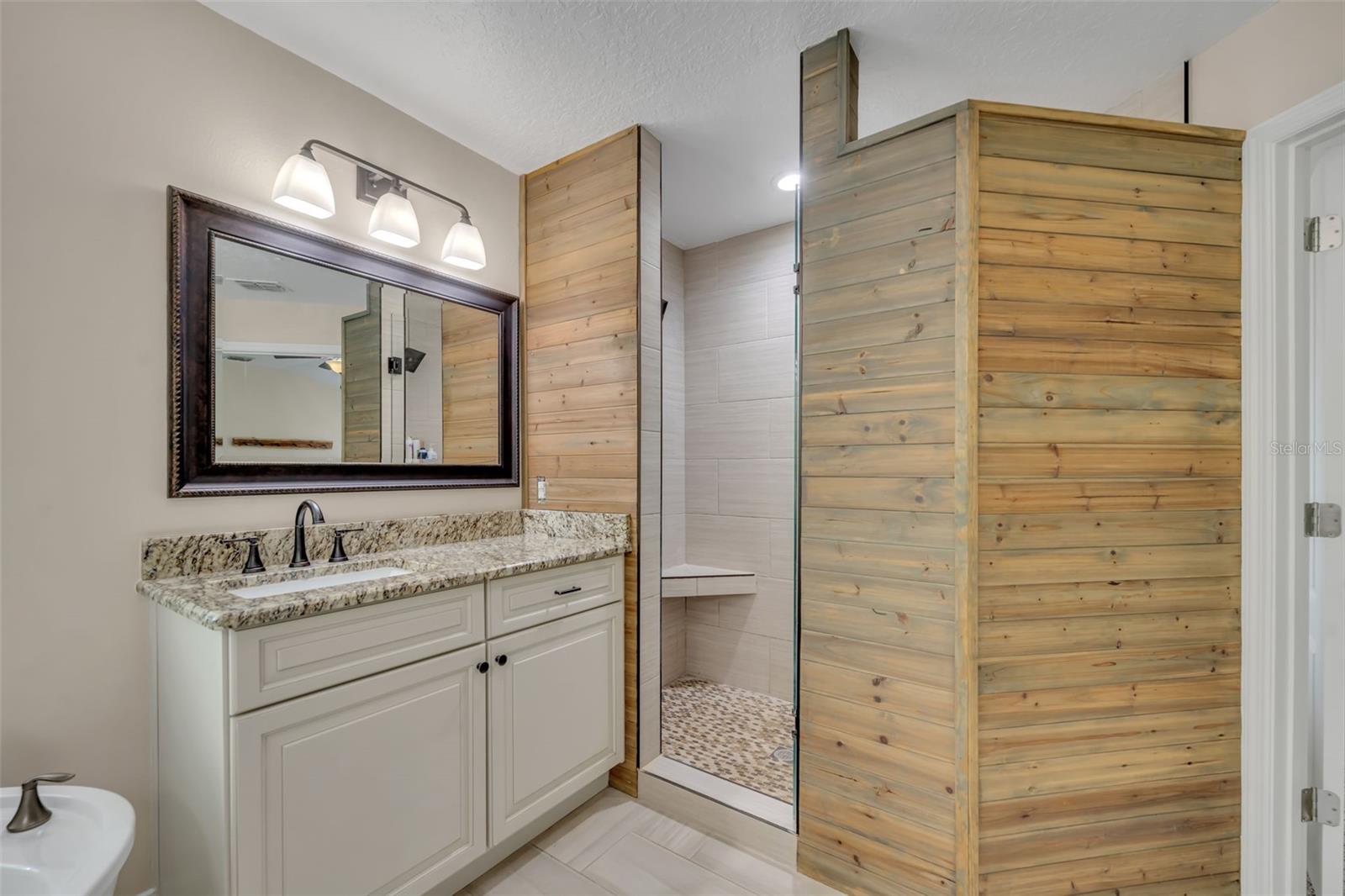 Image 21 of 42 For 1502 Ashdown Court