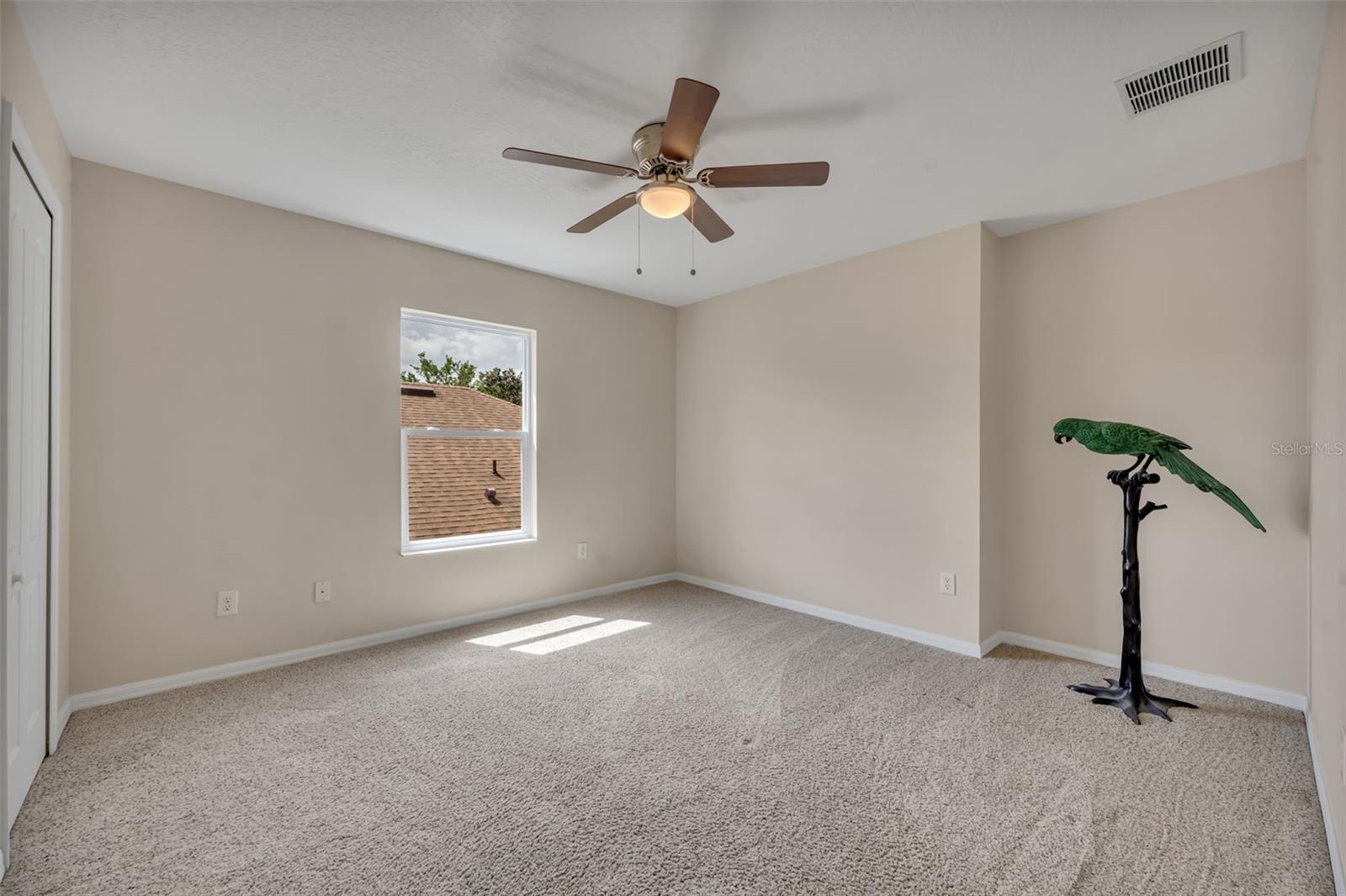 Image 23 of 42 For 1502 Ashdown Court