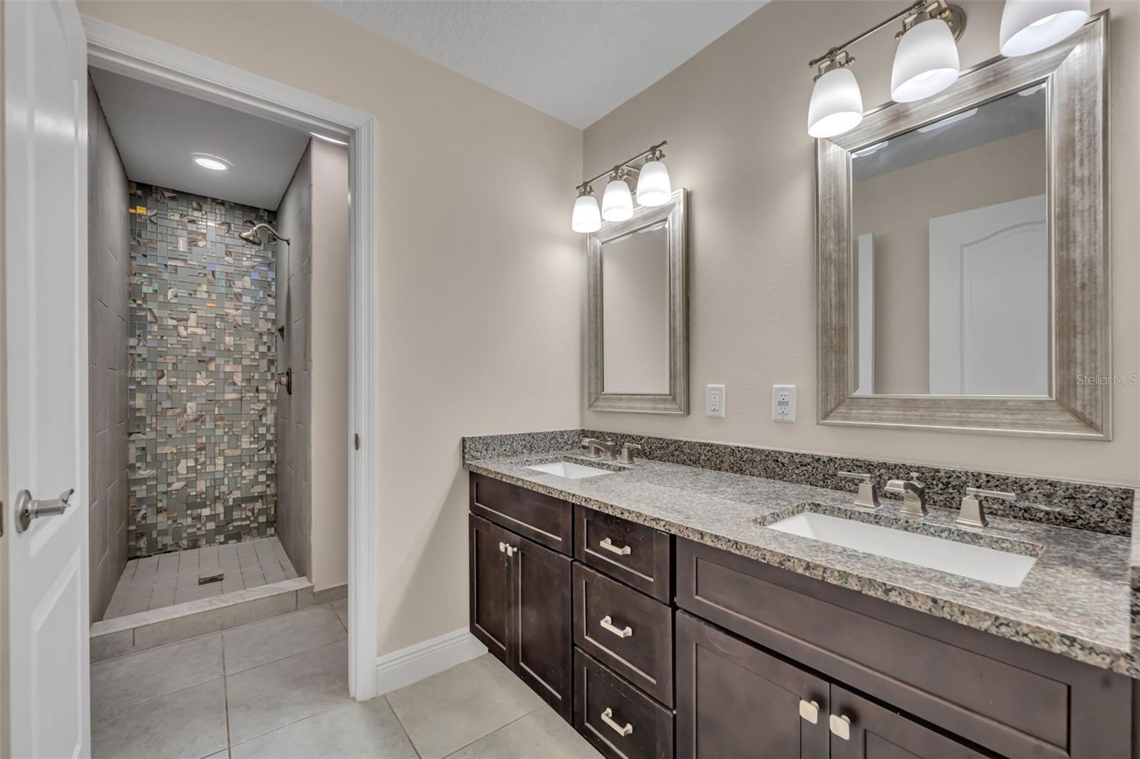 Image 25 of 42 For 1502 Ashdown Court