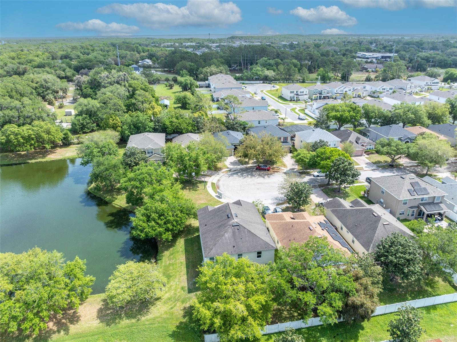 Image 39 of 42 For 1502 Ashdown Court