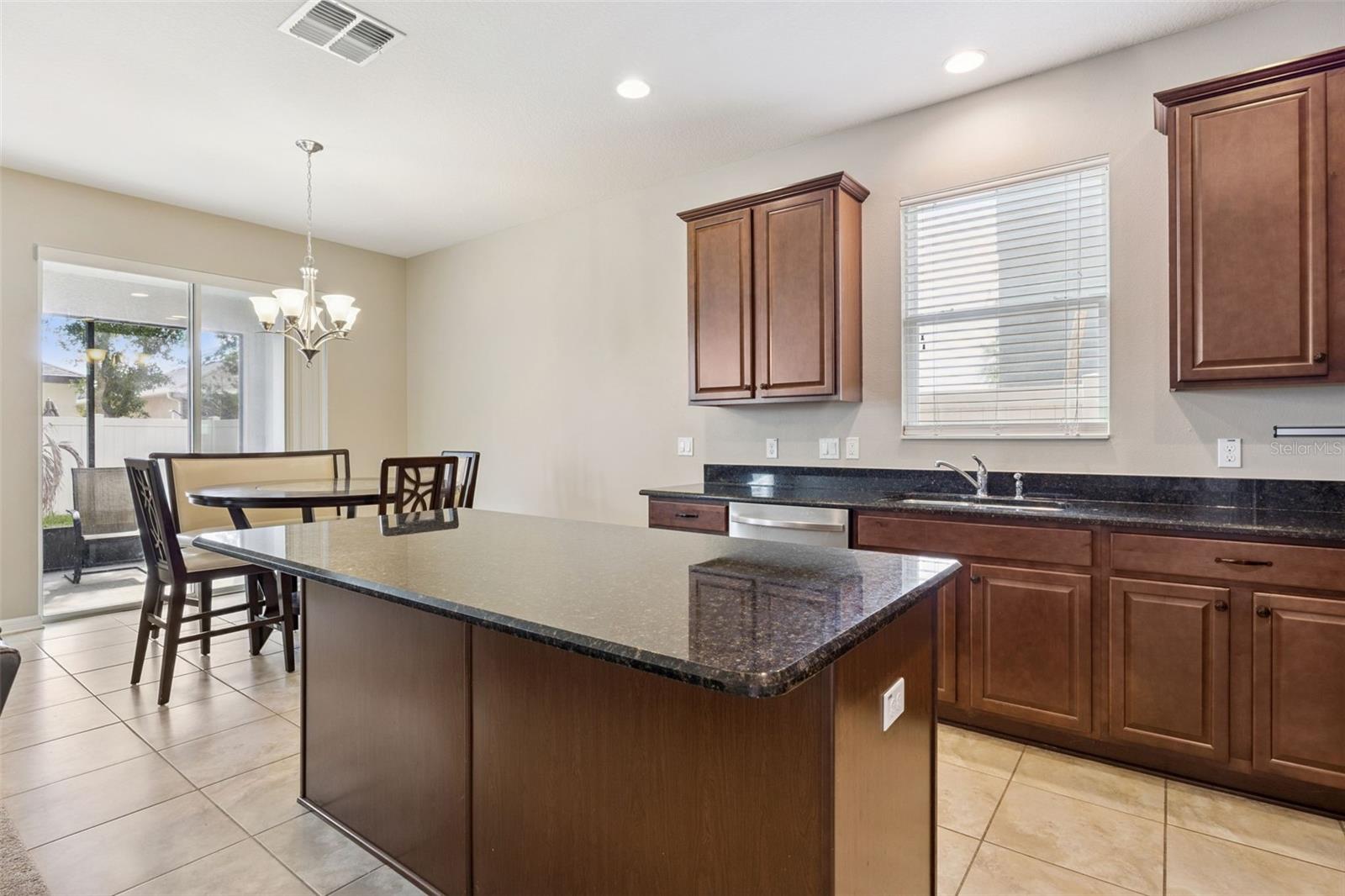 Image 12 of 52 For 1134 White Water Bay Drive