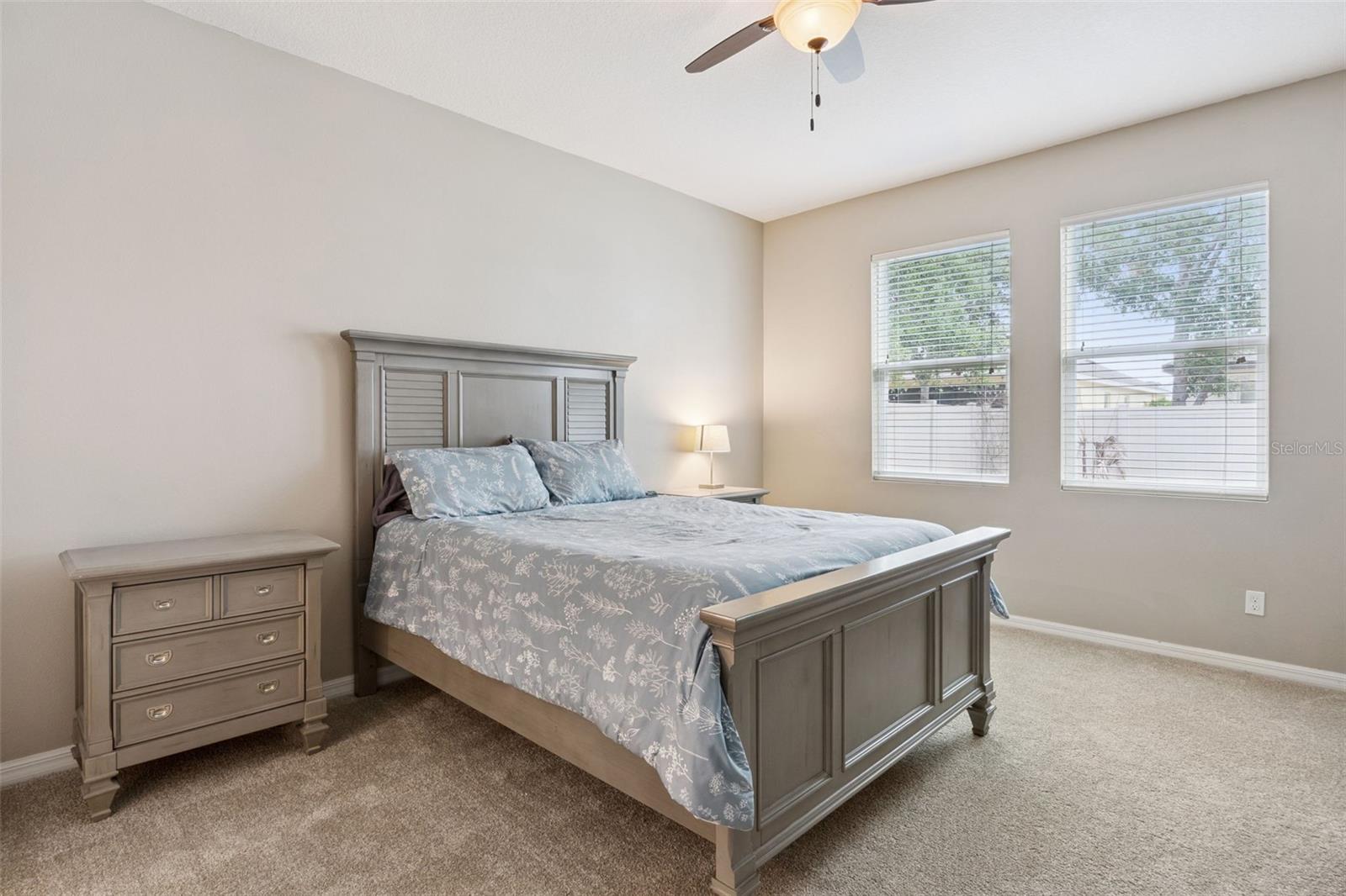 Image 15 of 52 For 1134 White Water Bay Drive