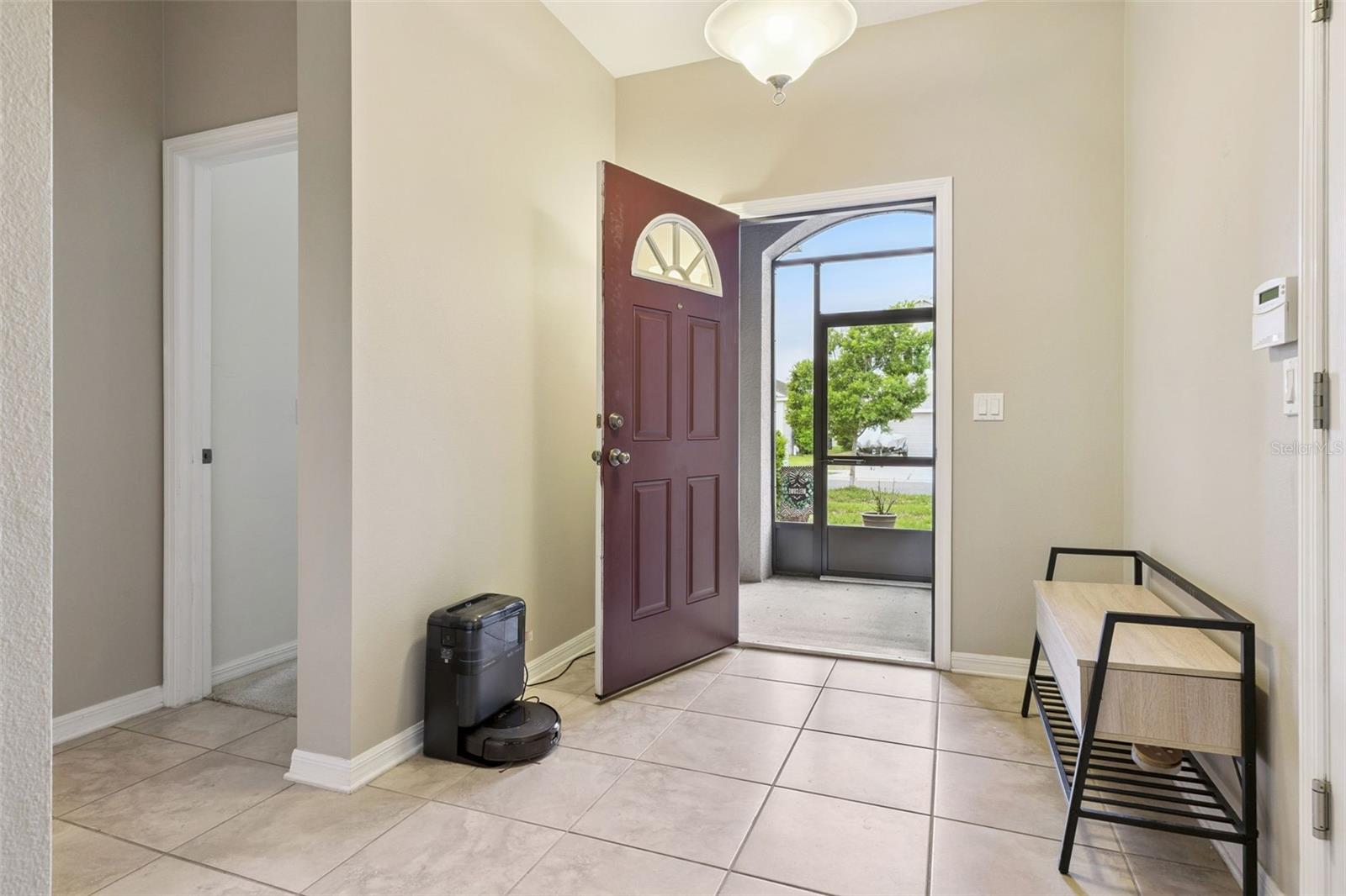 Image 5 of 52 For 1134 White Water Bay Drive