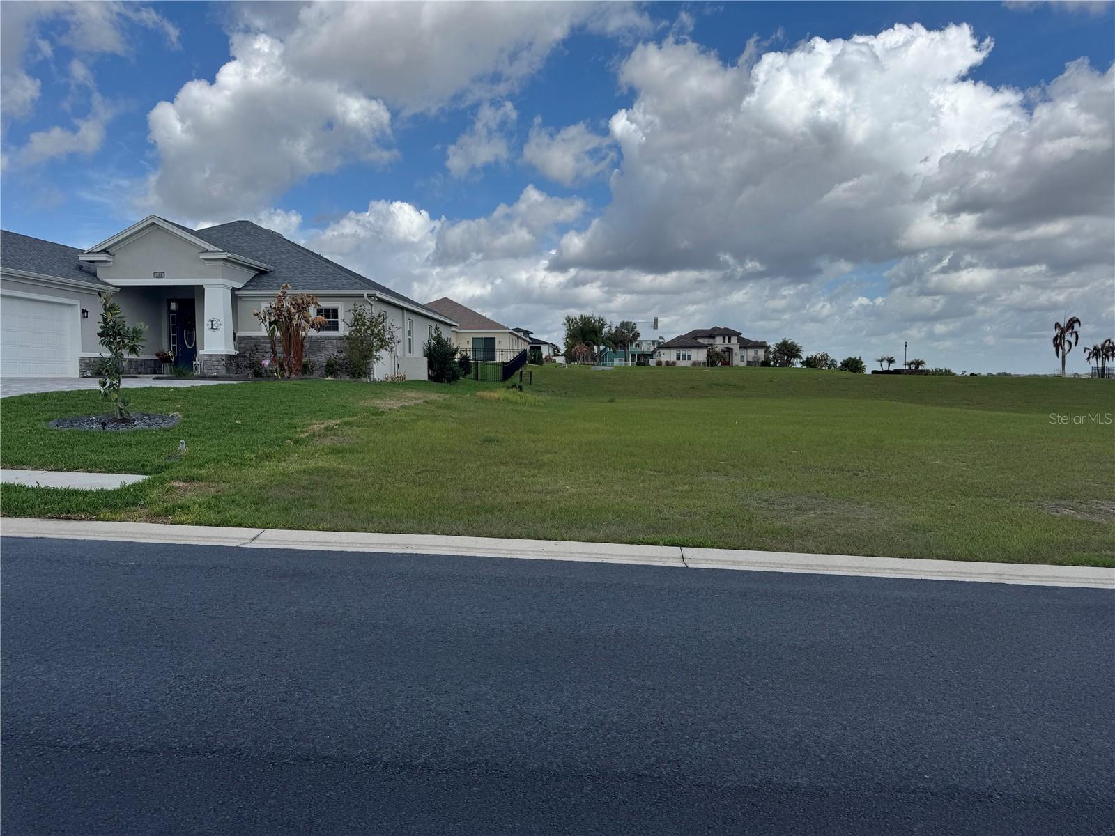 Image 2 of 4 For 228 Snowy Orchid Way