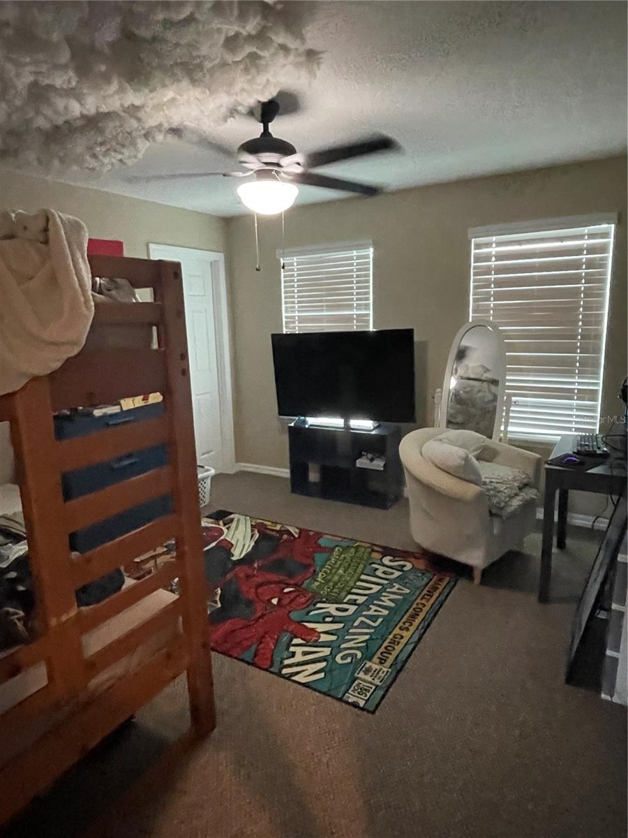 Image 17 of 20 For 775 Maple Leaf Loop