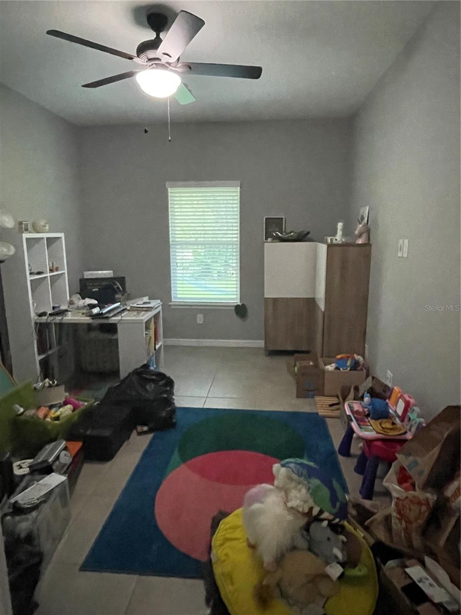 Image 7 of 20 For 775 Maple Leaf Loop