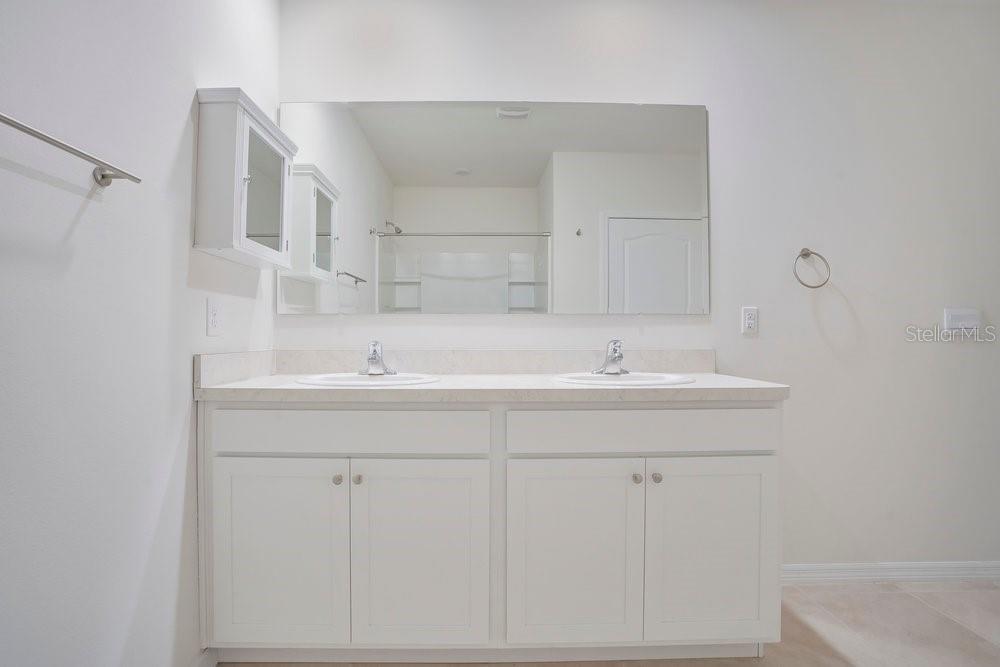 Image 16 of 34 For 2636 Neverland Drive