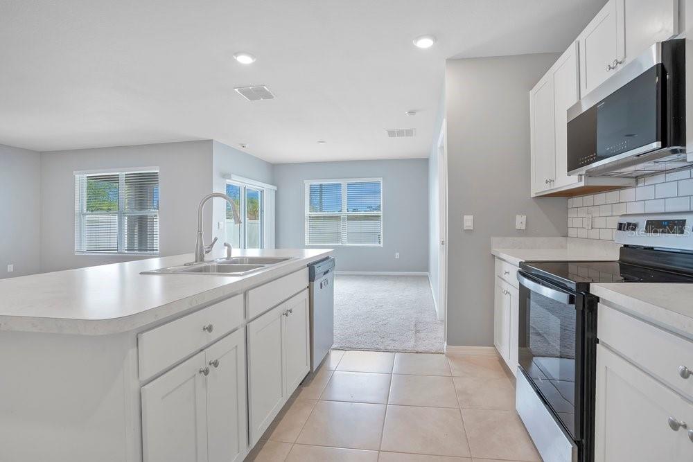 Image 6 of 34 For 2636 Neverland Drive