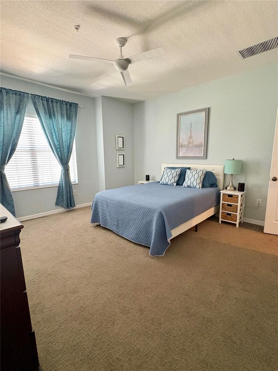 Image 20 of 34 For 4067 Overture Circle 340