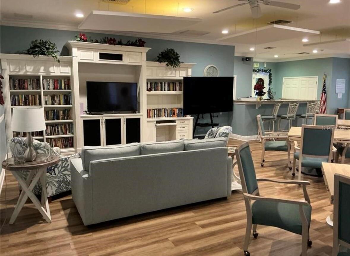 Image 24 of 34 For 4067 Overture Circle 340