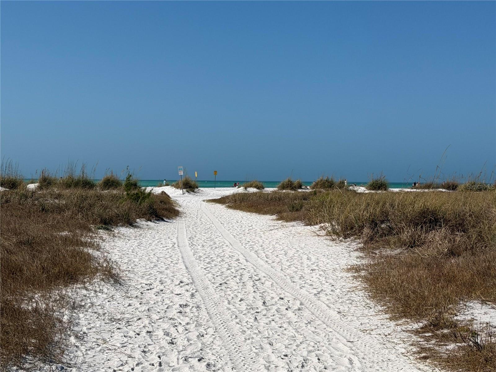 Image 30 of 34 For 4067 Overture Circle 340