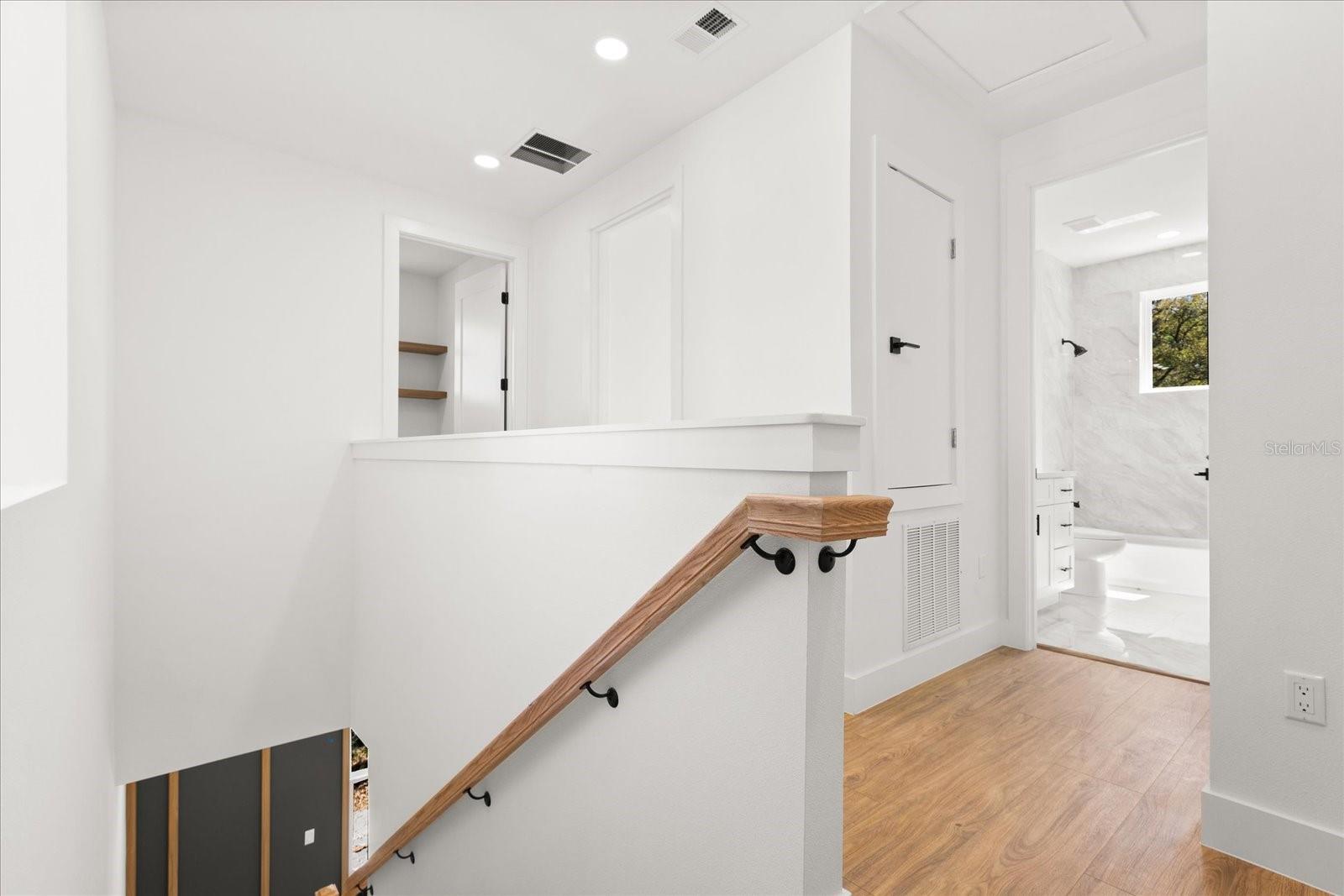 Image 12 of 25 For 1315 Harding Street