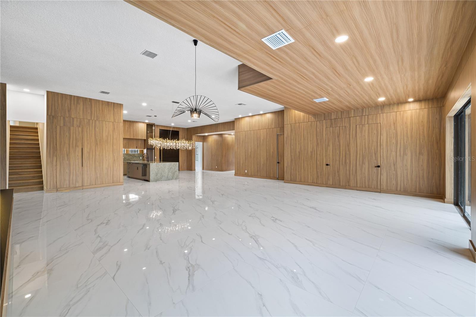 Image 27 of 78 For 812 Johns Point Drive