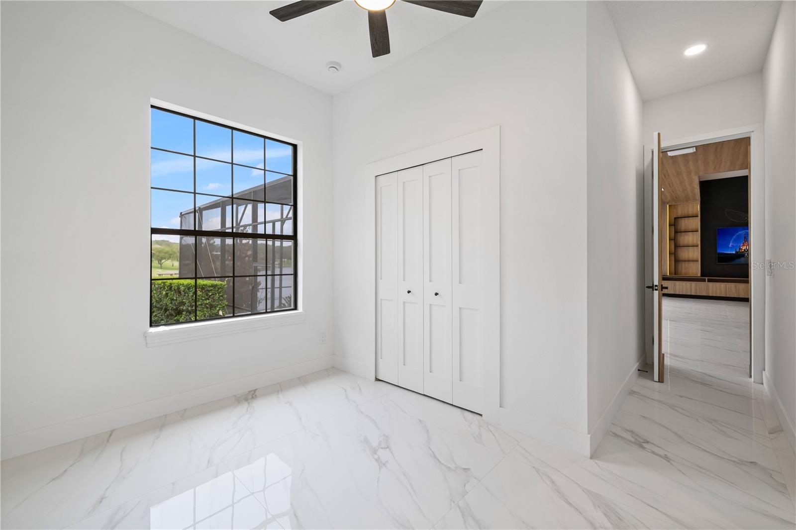 Image 34 of 78 For 812 Johns Point Drive