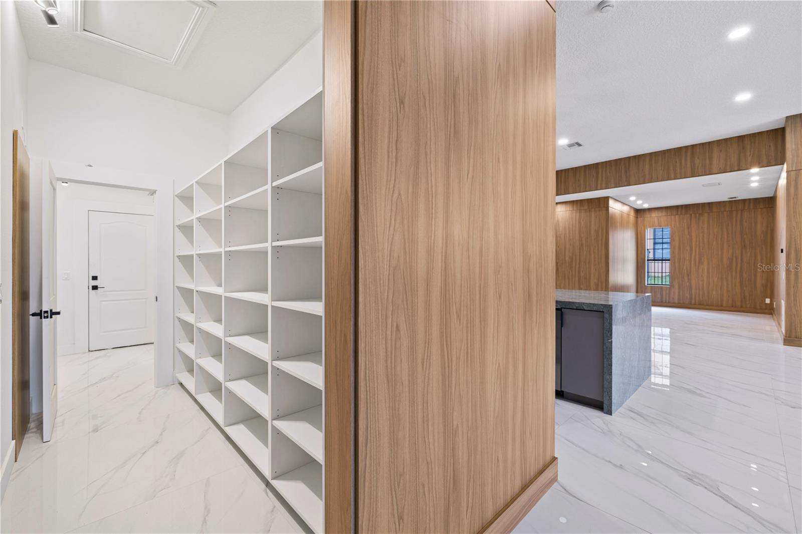 Image 49 of 78 For 812 Johns Point Drive