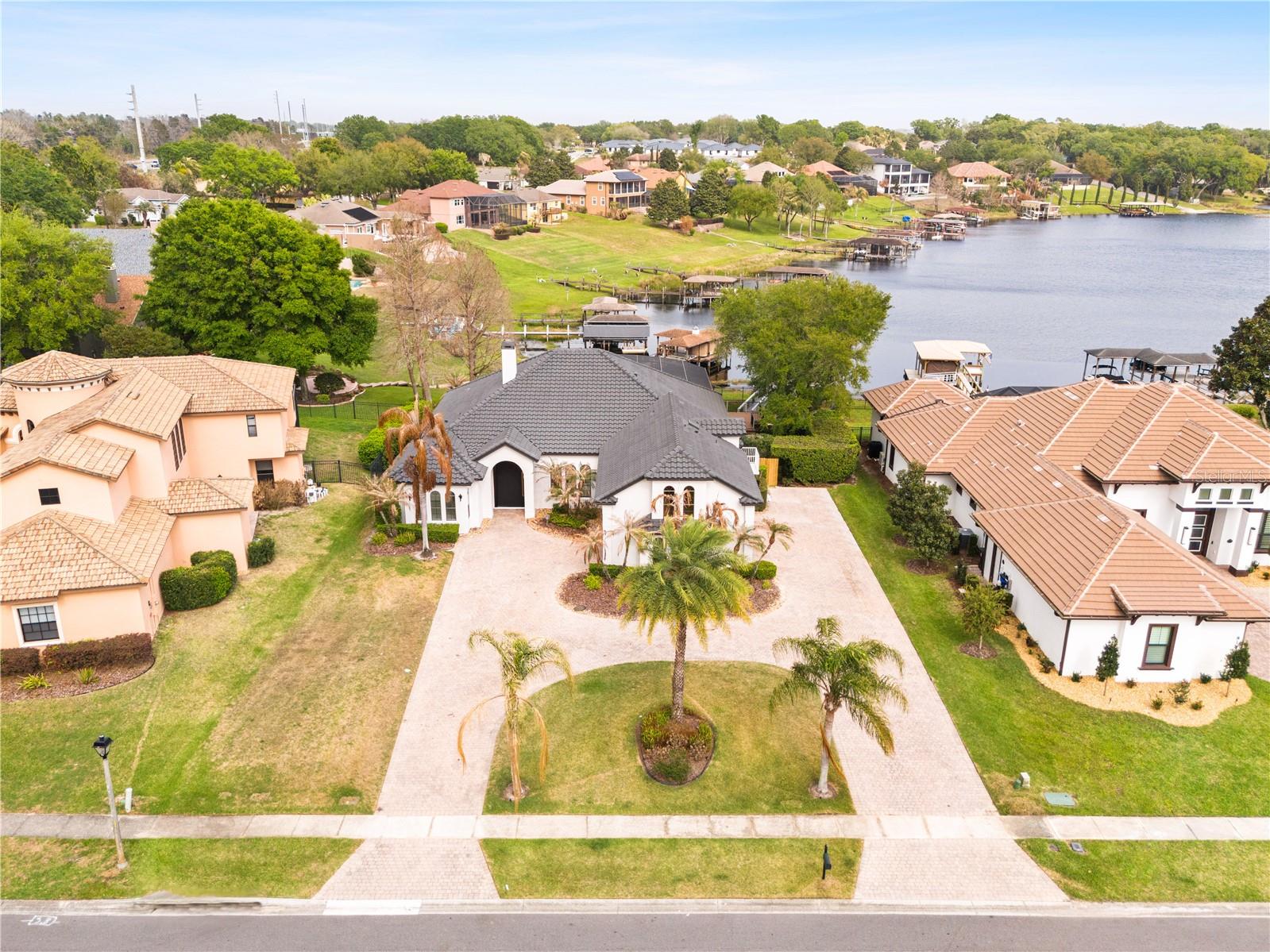 Image 55 of 78 For 812 Johns Point Drive