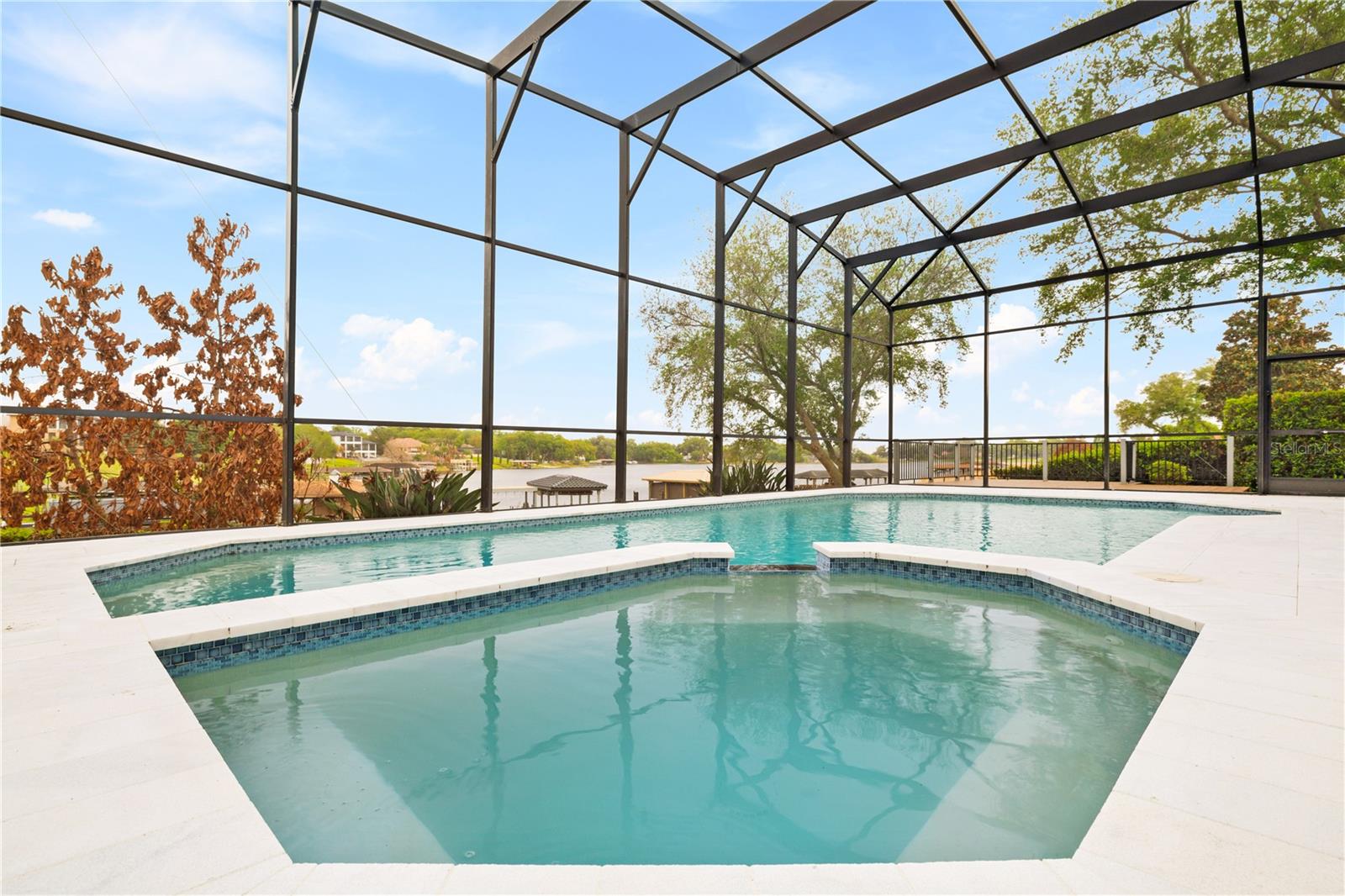 Image 59 of 78 For 812 Johns Point Drive