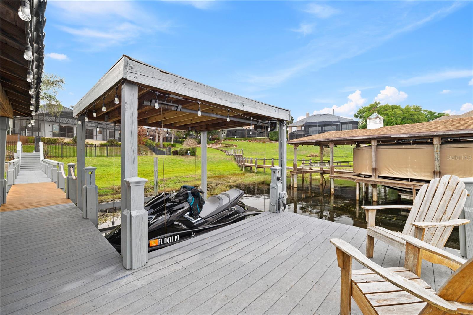 Image 63 of 78 For 812 Johns Point Drive