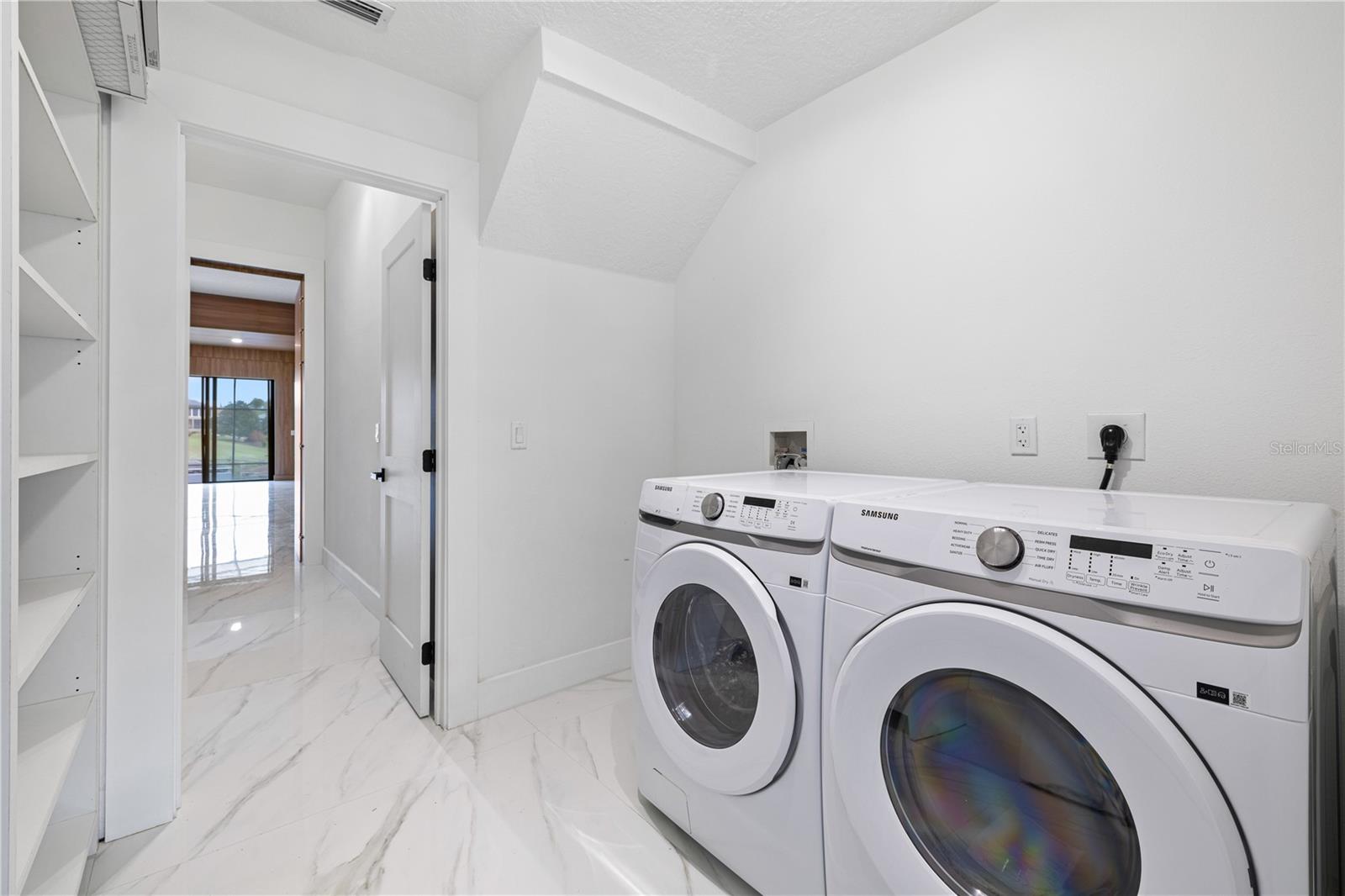 Image 67 of 78 For 812 Johns Point Drive