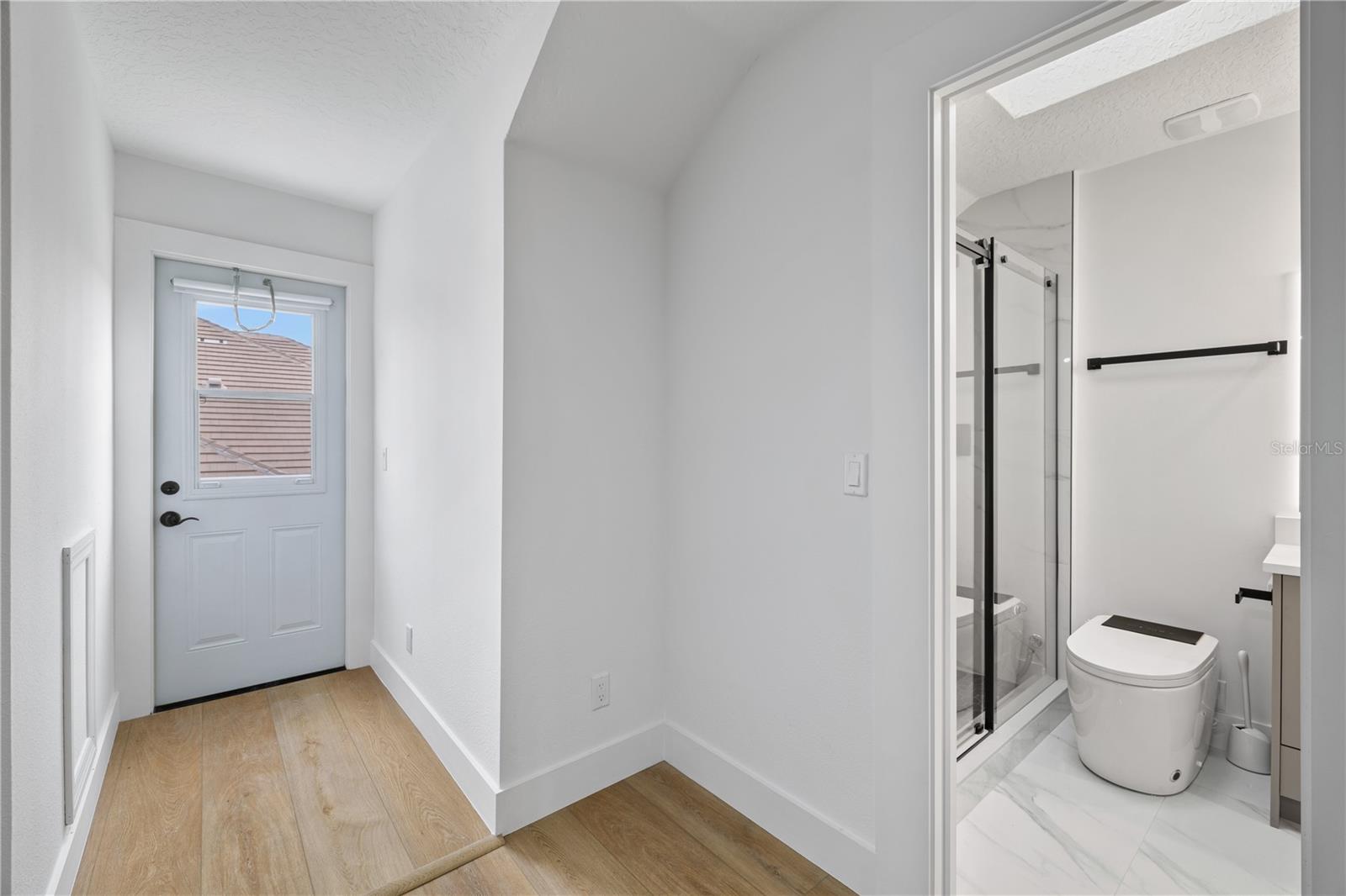 Image 69 of 78 For 812 Johns Point Drive