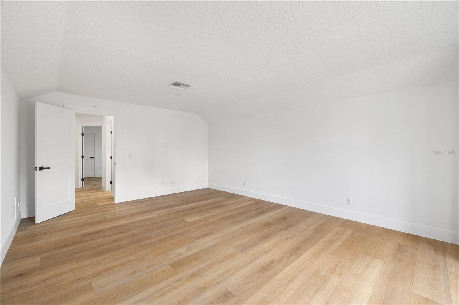 Image 73 of 78 For 812 Johns Point Drive