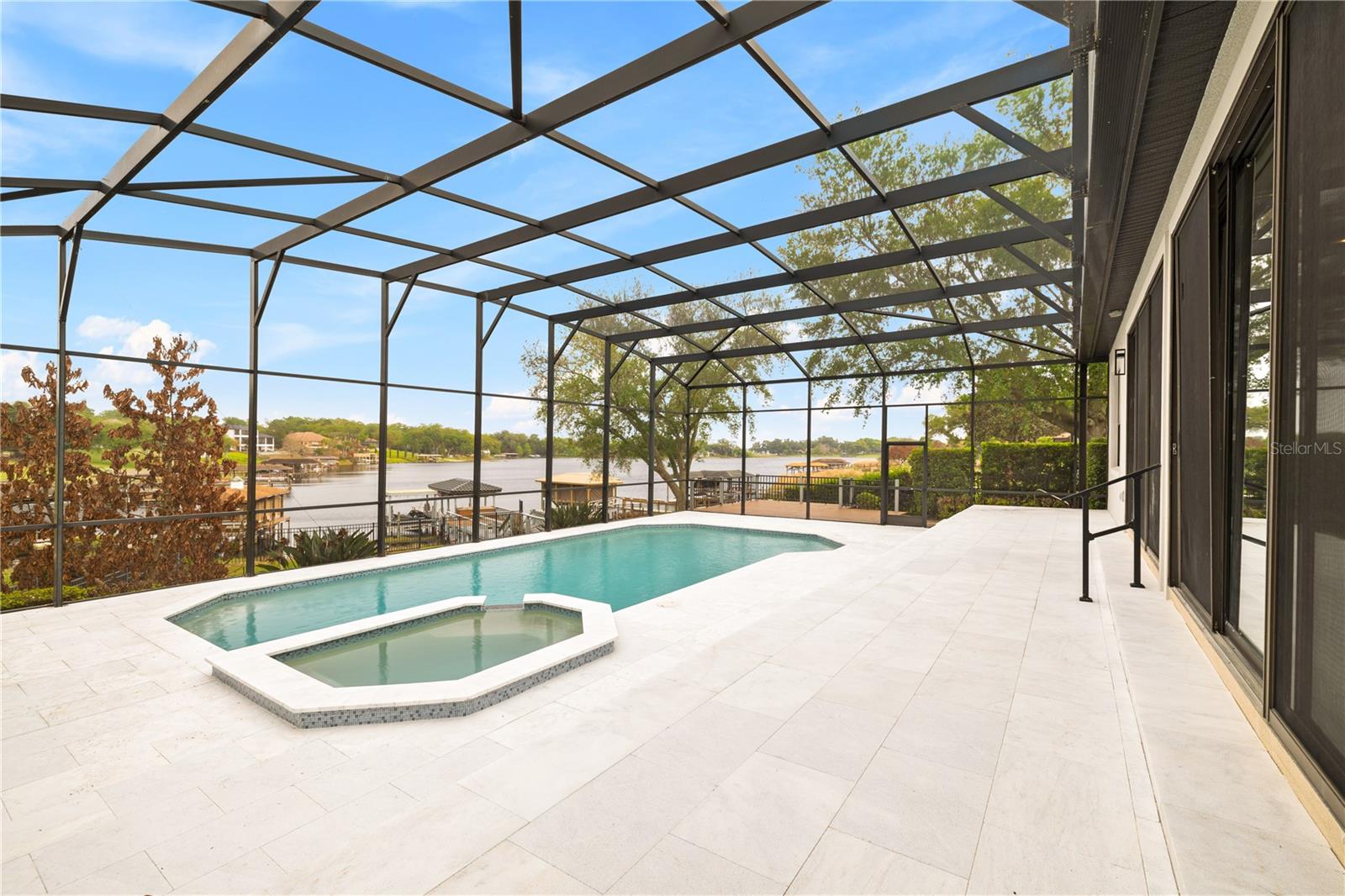 Image 74 of 78 For 812 Johns Point Drive