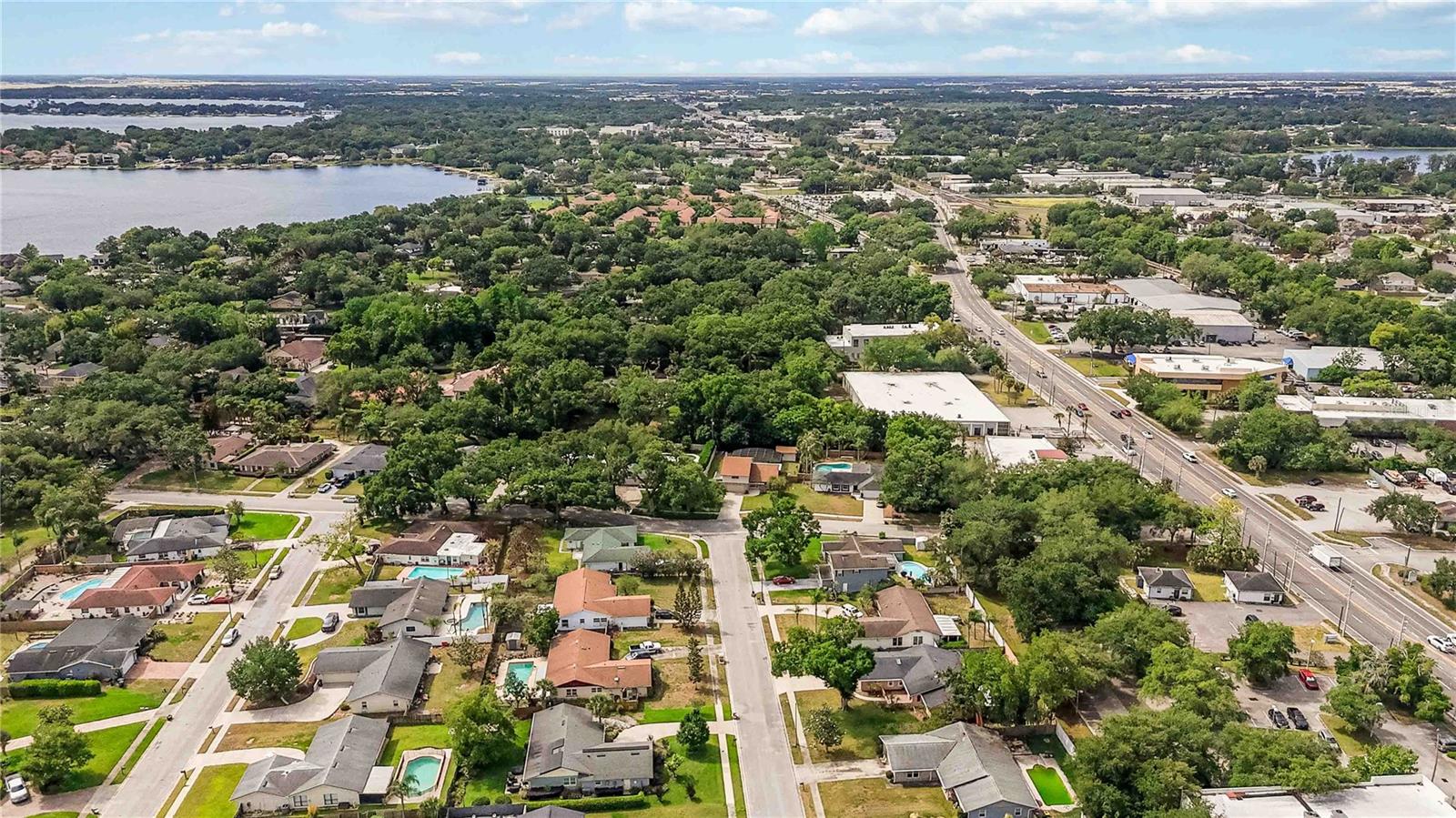 Image 42 of 46 For 332 Harbour Island Road