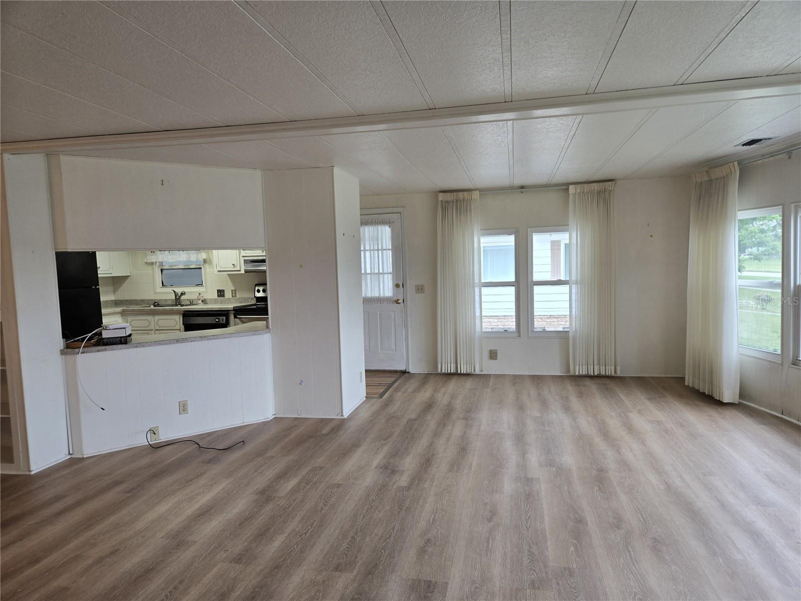 Image 11 of 24 For 3602 Citrus Circle 1529