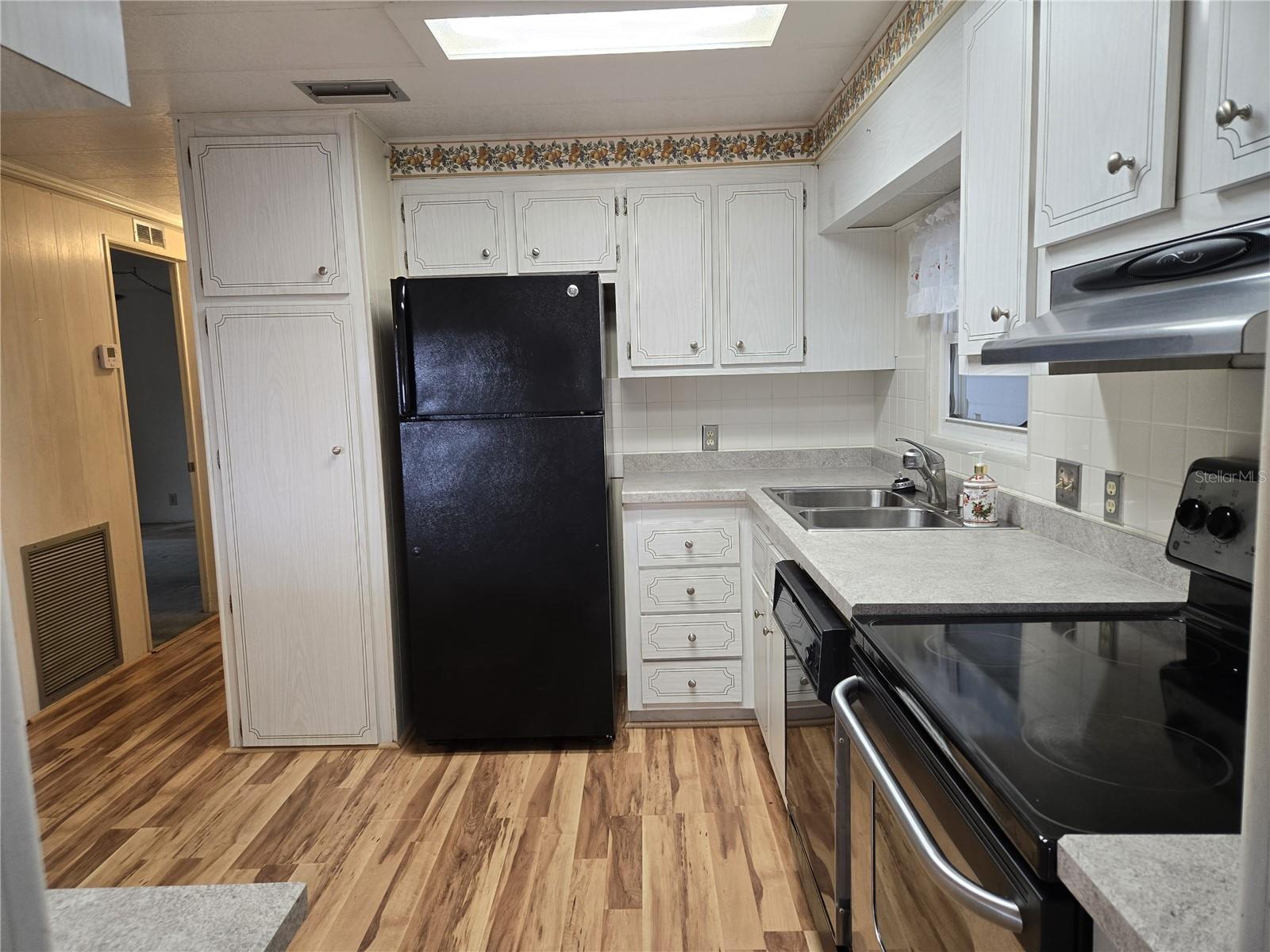 Image 14 of 24 For 3602 Citrus Circle 1529