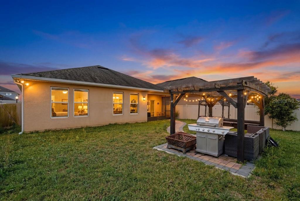 Image 2 of 53 For 3943 Green Sabal Drive