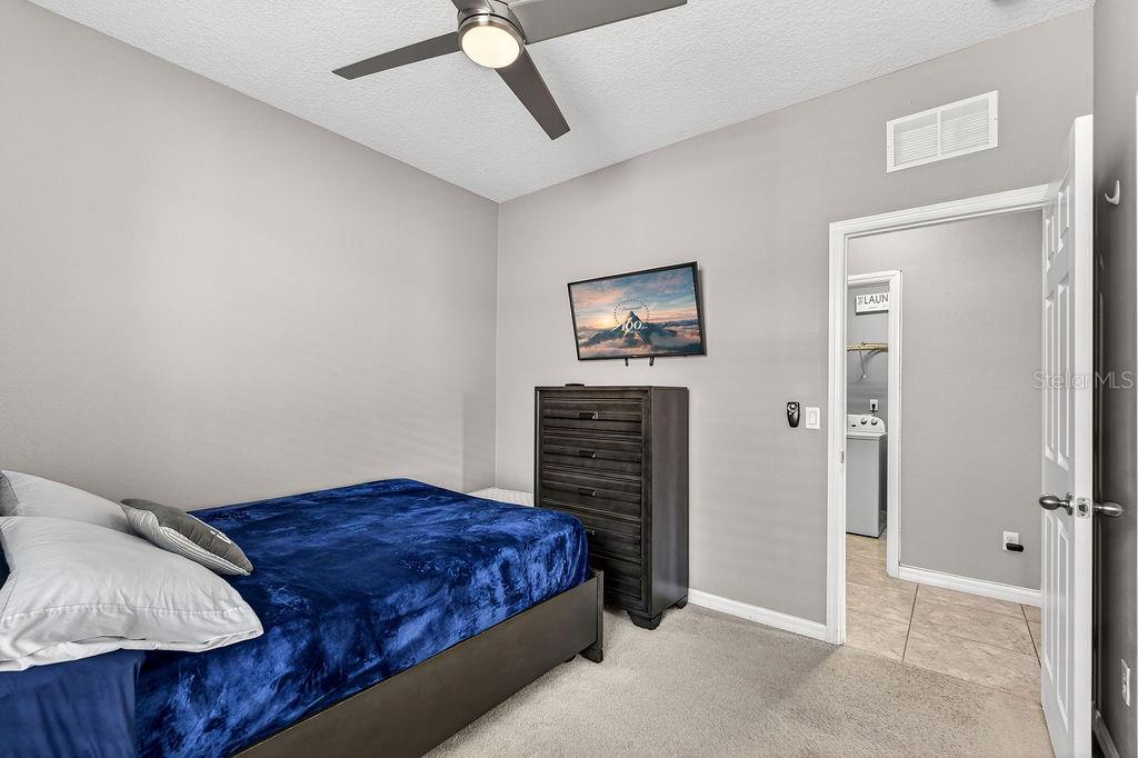 Image 22 of 53 For 3943 Green Sabal Drive