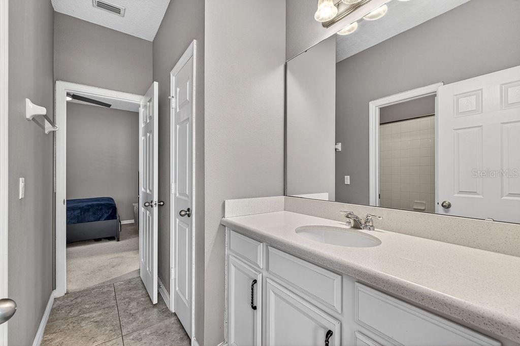 Image 31 of 53 For 3943 Green Sabal Drive